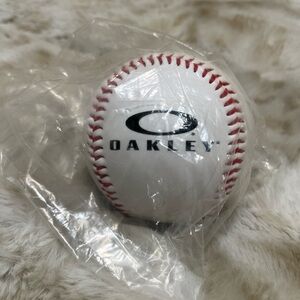 Oakley Collectible Logo Baseball – Rare Branded Edition